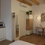בית הארחה Maison Chene Petit 3*
