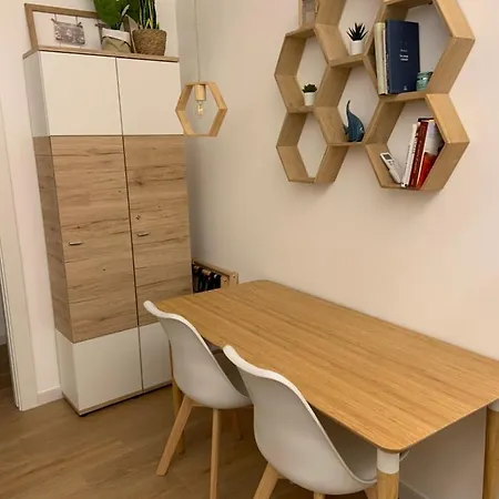 Maison Chene Petit 3* ביצ'לייה